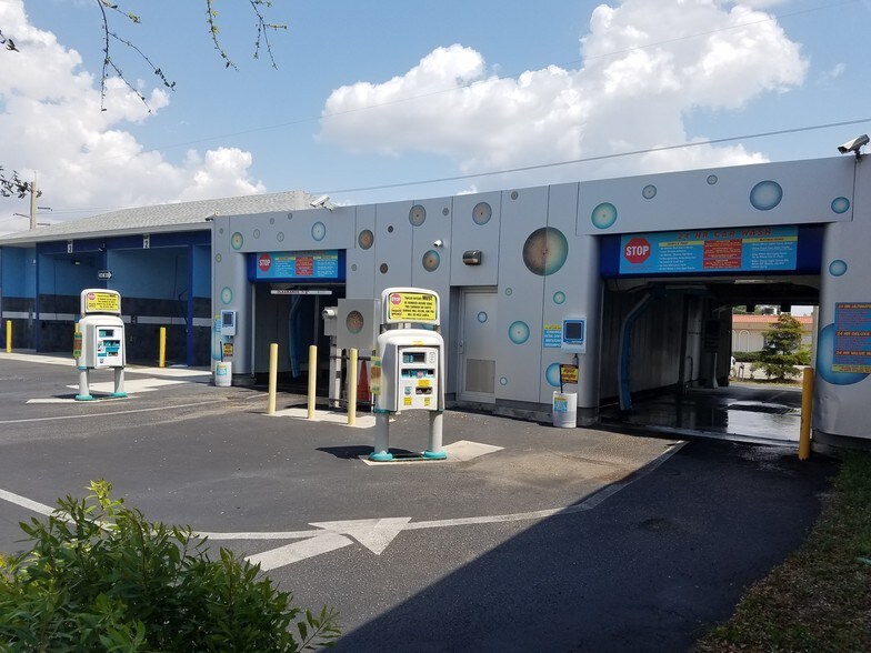 More Photos Of 4628 Chiquita Blvd S, Cape Coral Carwash For Sale