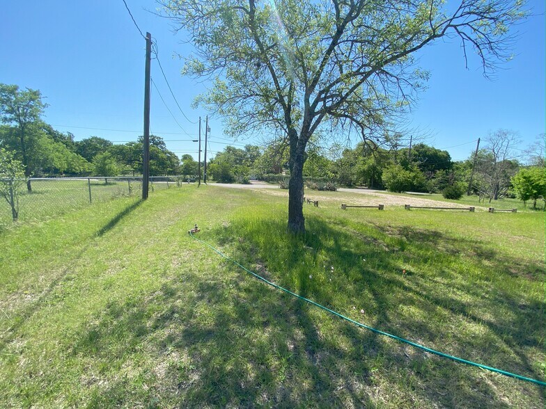 More Photos Of 4806 Pecan Springs Rd, Austin Land For Sale