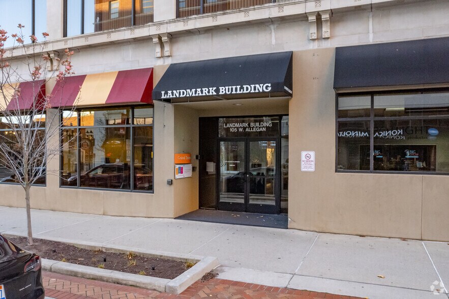 More Photos Of 200 S Washington Sq, Lansing Medical For Lease