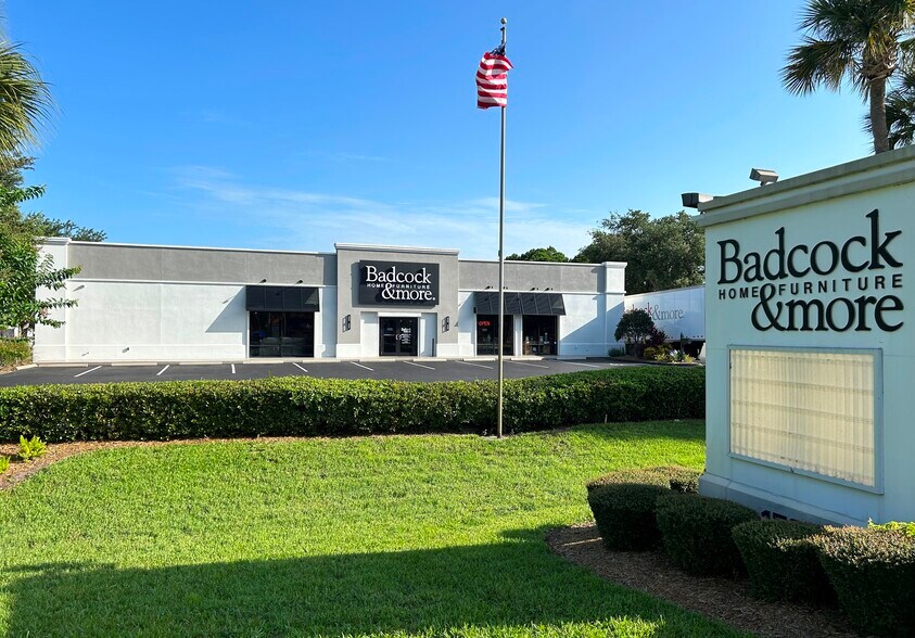 More Photos Of 1530 Mason Ave, Daytona Beach Freestanding For Lease