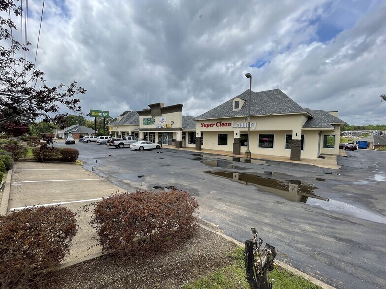 More Photos Of 5225 W Highway 18, Jackson Unknown For Lease