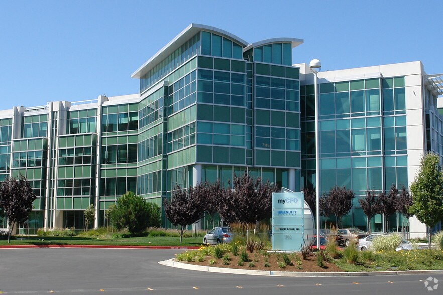 More Photos Of 2000 Seaport Blvd, Redwood City Unknown For Lease