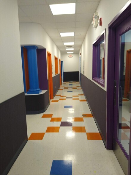 More Photos Of 7560 Sawmill Pky, Powell Daycare Center For Sale