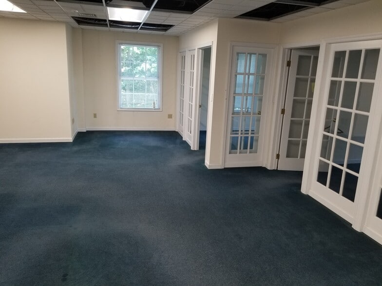 More Photos Of 365 Main St, Watertown Office For Sale