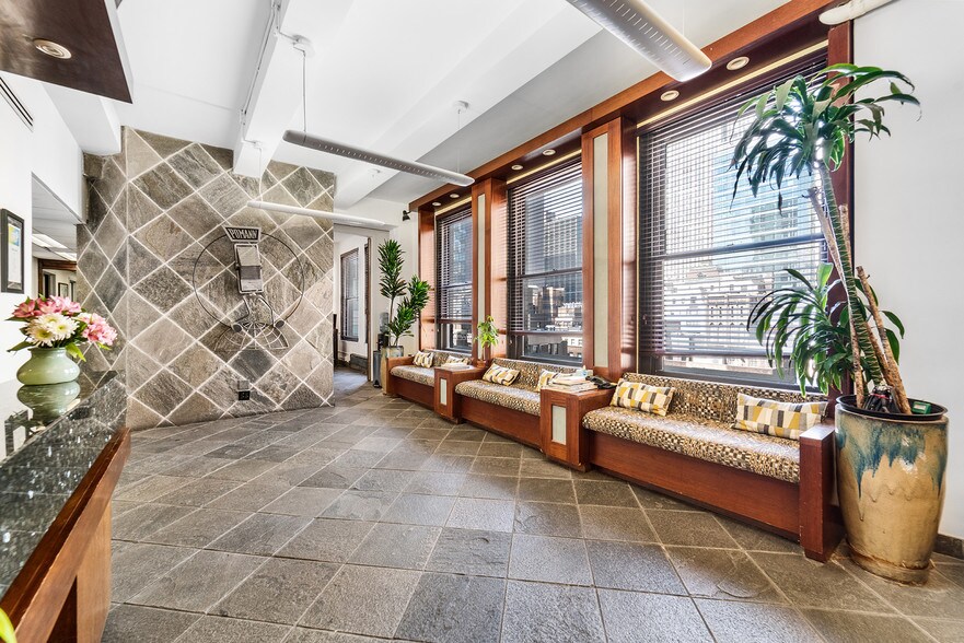 More Photos Of 2 W 46th St, New York Medical For Lease