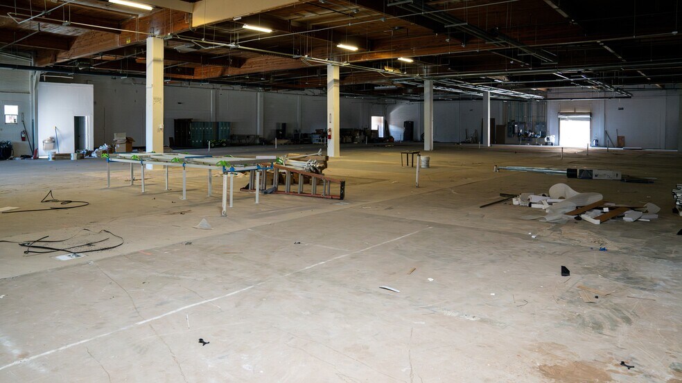More Photos Of 1501 12th St NW, Albuquerque Manufacturing For Sale