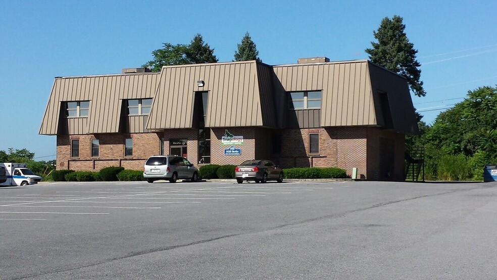 Primary Photo Of 220 N Park Rd, Wyomissing Office For Lease