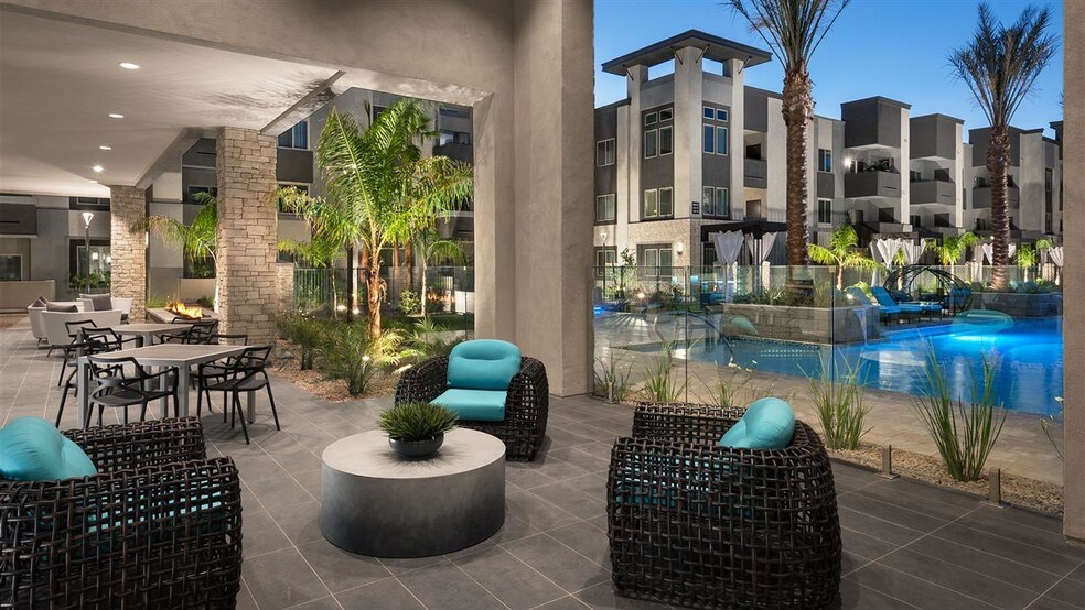 More Photos Of Nec Baseline Rd & Hawes Rd, Mesa Restaurant For Lease