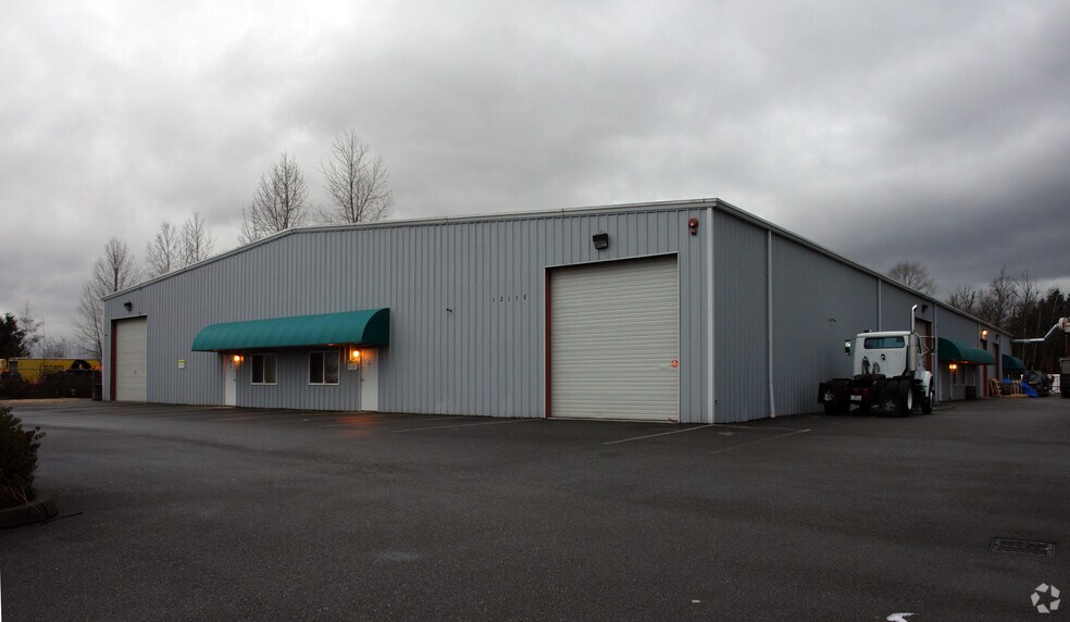 More Photos Of 13115 41st Ave NE, Marysville Manufacturing For Sale