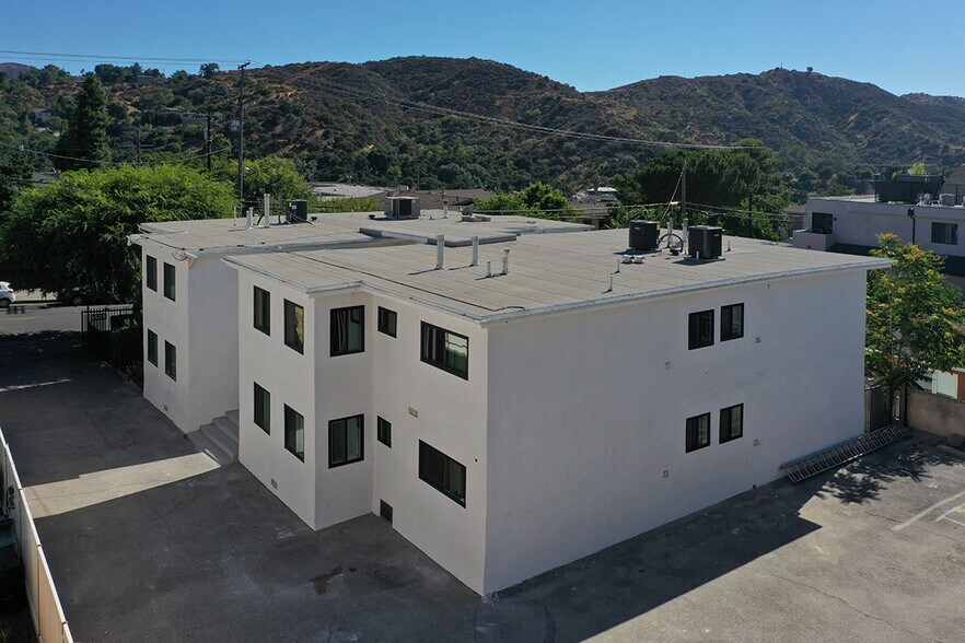 More Photos Of 7323 Valmont St, Tujunga Apartments For Sale