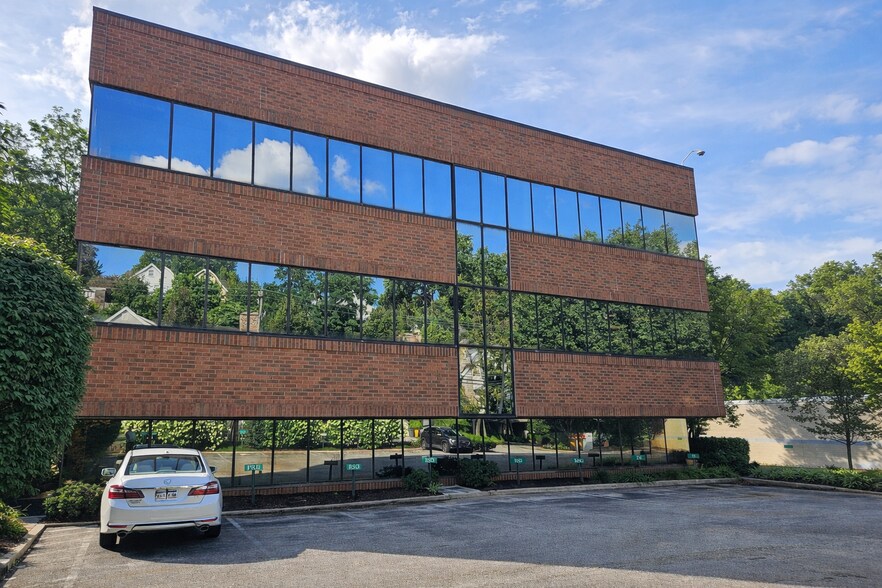 Primary Photo Of 33 Rock Hill Rd, Bala Cynwyd Office For Sale