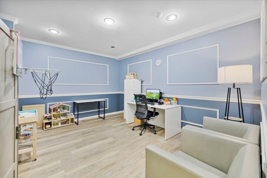 More Photos Of 295 W Route 59, Spring Valley Office Residential For Sale