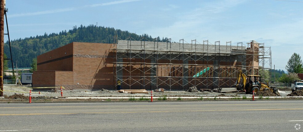 More Photos Of 3300 Burdell Blvd, Lebanon Drugstore For Sale