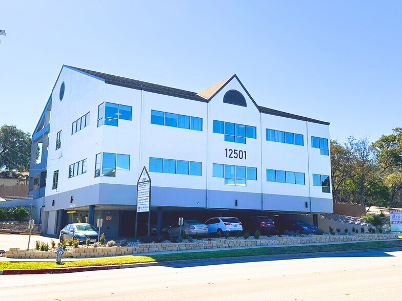 Primary Photo Of 12501 Judson Rd, San Antonio Medical For Lease