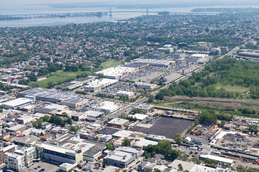 More Photos Of 2025 130th St, College Point Land For Lease