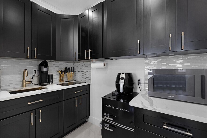 More Photos Of 91865 Overseas Hwy, Tavernier Apartments For Sale