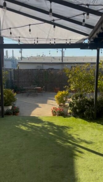 More Photos Of 121 Penn St, El Segundo Flex For Sale