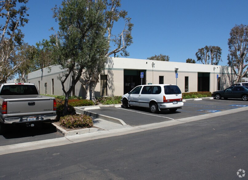 More Photos Of 4828 Ronson Ct, San Diego Light Manufacturing For Lease
