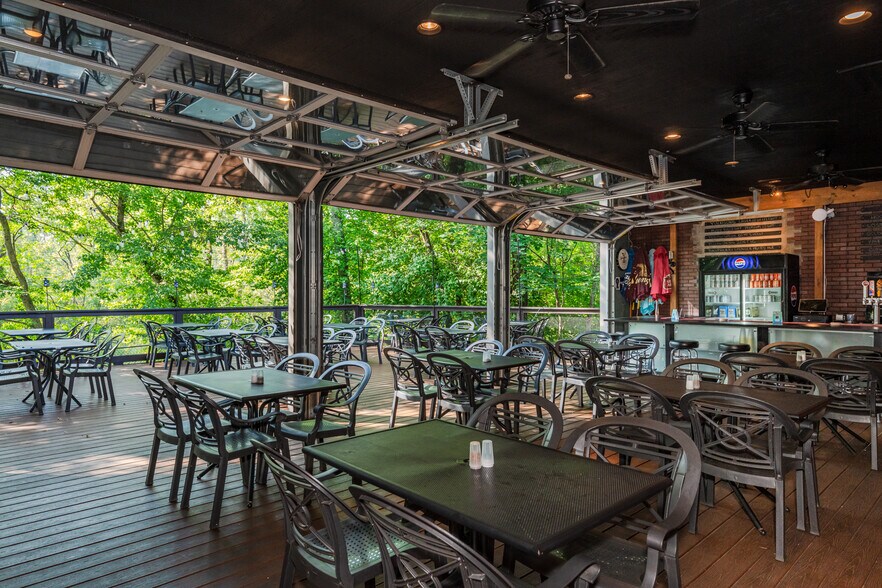 More Photos Of 108-111 W Main St, Medway Restaurant For Sale