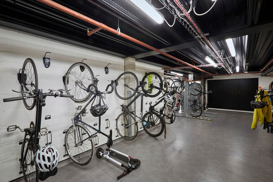 More Photos Of 20 Farringdon St, London Coworking Space