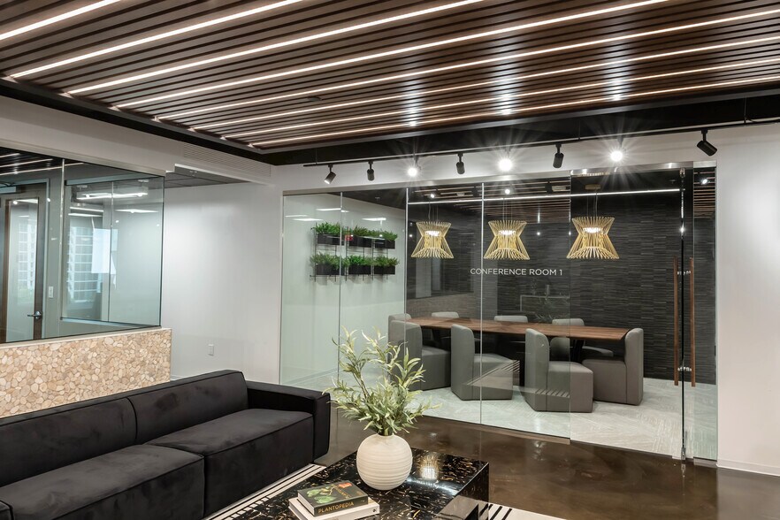 More Photos Of 3379 Peachtree Rd NE, Atlanta Coworking Space