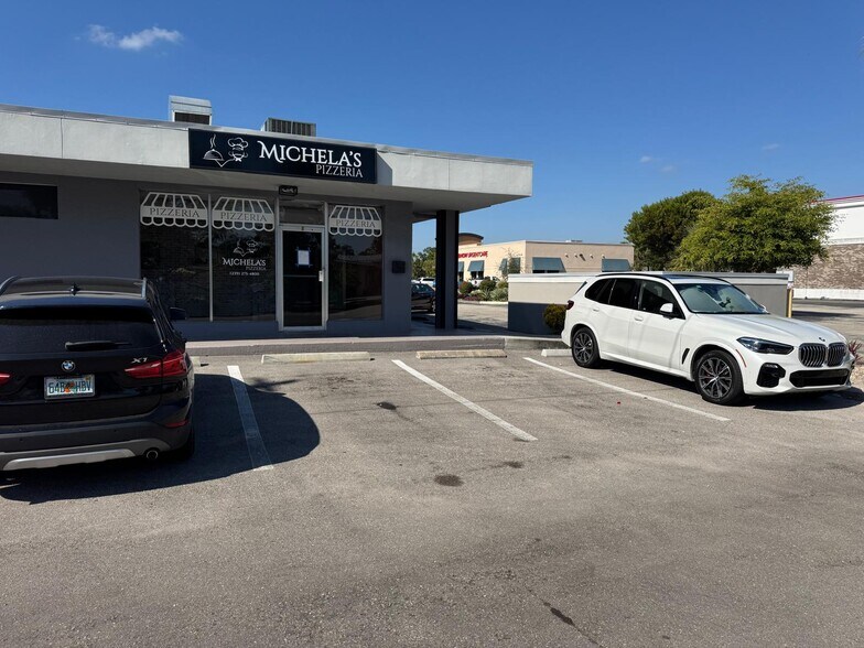 More Photos Of 12377 S Cleveland Ave, Fort Myers Storefront For Lease