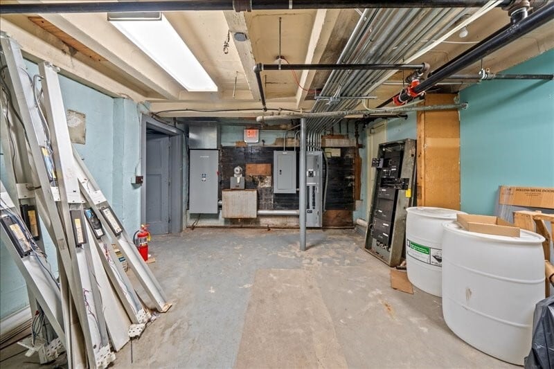 More Photos Of 41 Court St, Binghamton Storefront Retail Residential For Sale