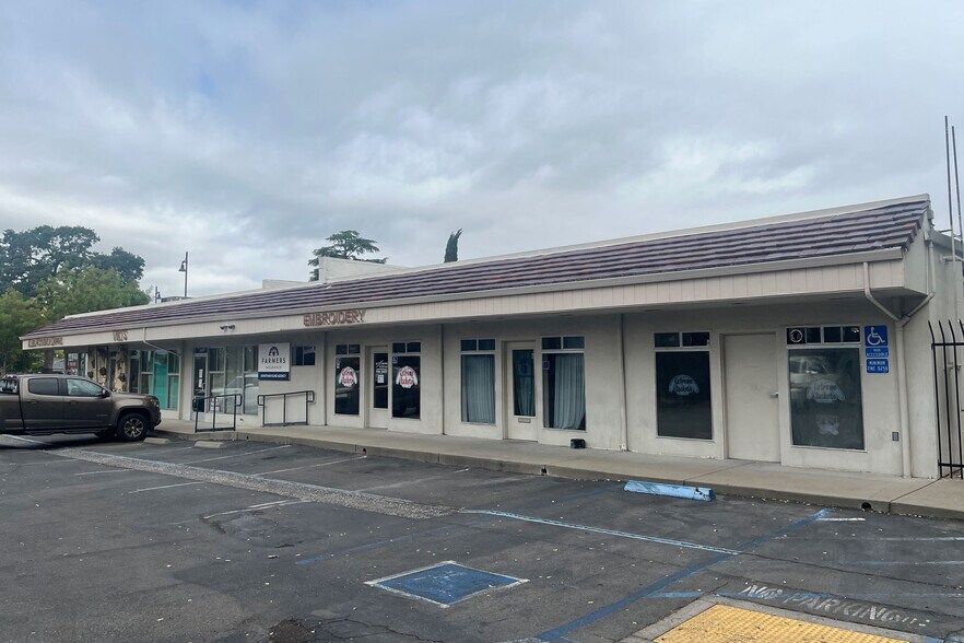 More Photos Of 7250 Auburn Blvd, Citrus Heights Storefront For Lease