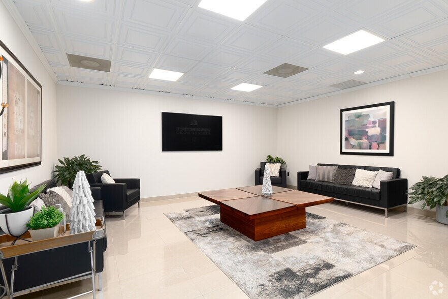 More Photos Of 101 Grovers Mill Rd, Lawrenceville Office For Sale