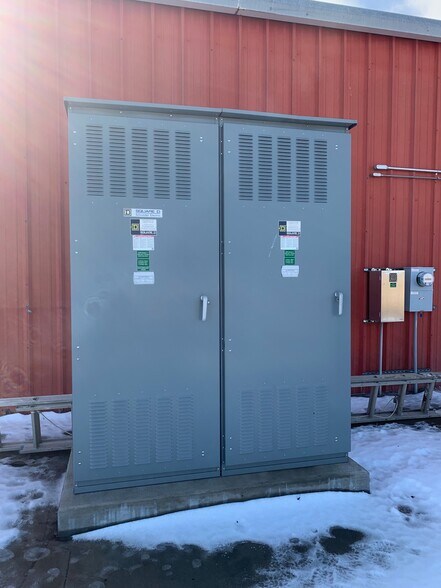 More Photos Of 402 S 29th St, Blackwell Industrial For Lease