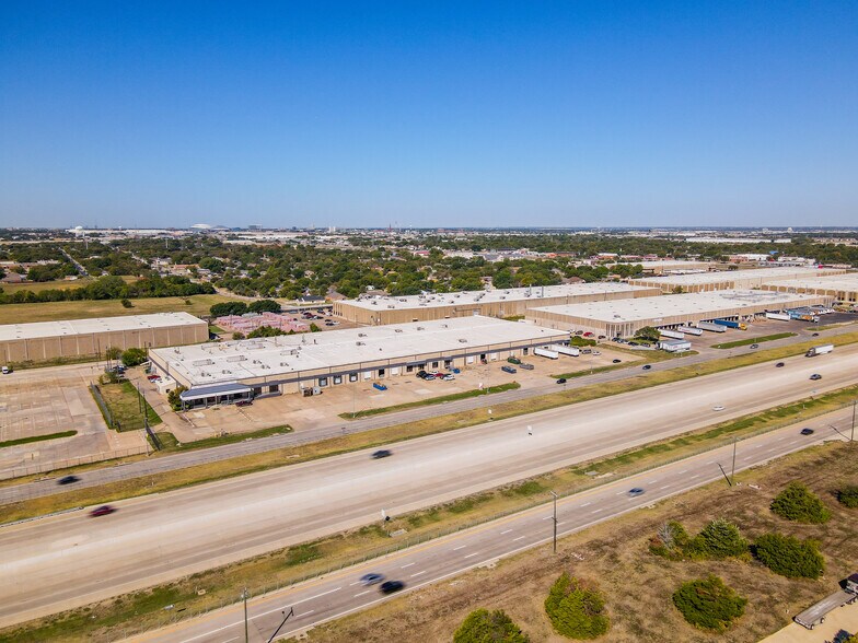 More Photos Of 1050 S State Highway 161, Grand Prairie Warehouse For Lease