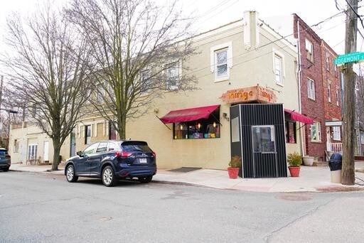 Primary Photo Of 2650-2652 E Somerset St, Philadelphia Restaurant For Lease