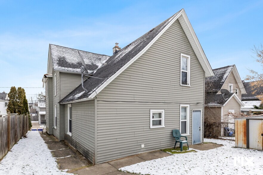 More Photos Of , Grand Rapids Multifamily For Sale