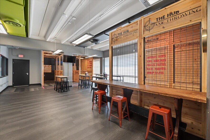 More Photos Of 7 S 4th St, Council Bluffs Health Club For Sale