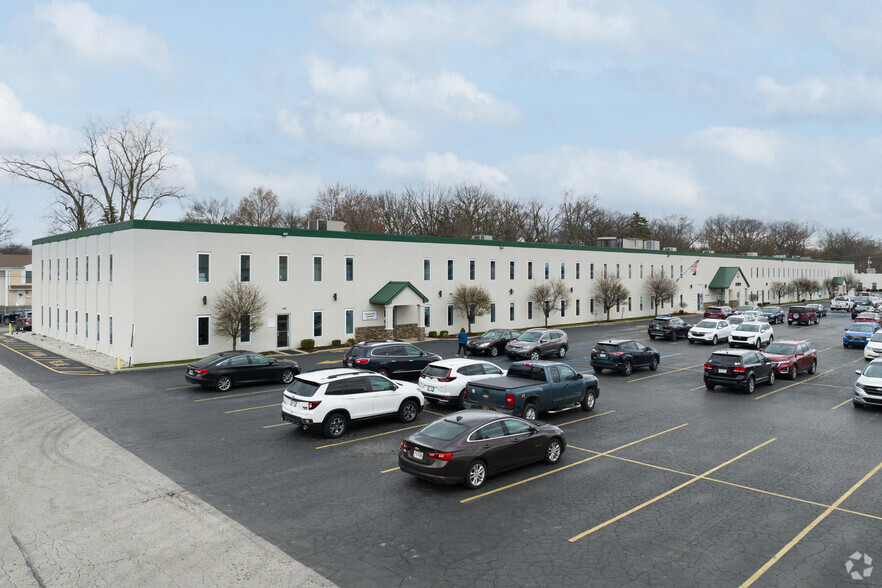 Primary Photo Of 5151 Monroe St, Toledo Office For Lease