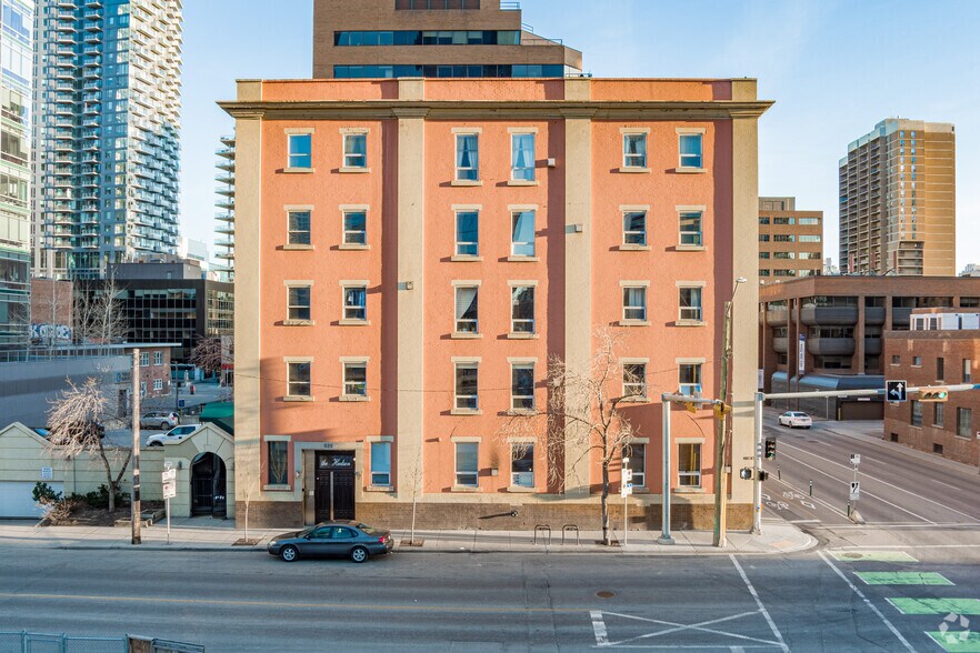 Primary Photo Of 535 10th Ave SW, Calgary Multifamily For Sale