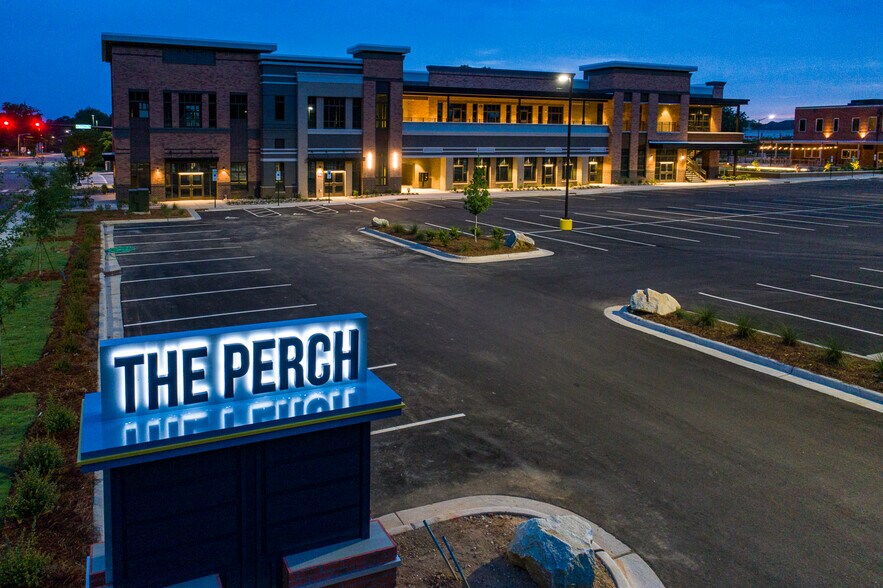 More Photos Of 502 Cherry Rd, Rock Hill General Retail For Lease