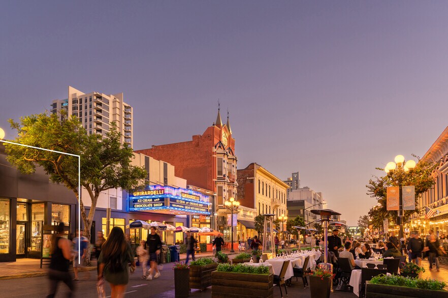 Primary Photo Of 657 5th Ave, San Diego Storefront For Lease