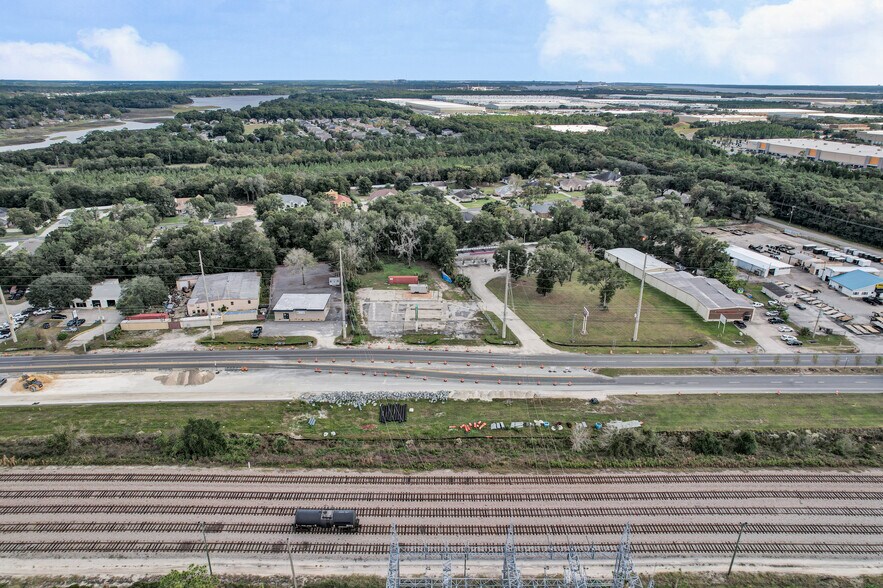 More Photos Of 10927 N Main St, Jacksonville Land For Sale