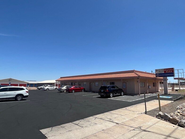 Primary Photo Of 3643 S Highway 92, Sierra Vista Office For Lease
