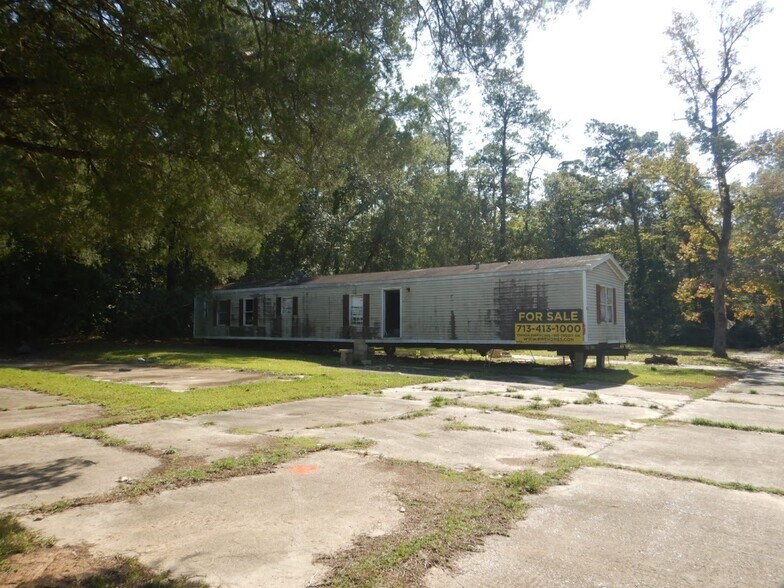 Primary Photo Of 445 Oak Ln, Vidor Multifamily For Sale