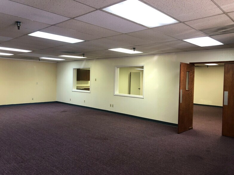 More Photos Of , Fresno Office For Sale