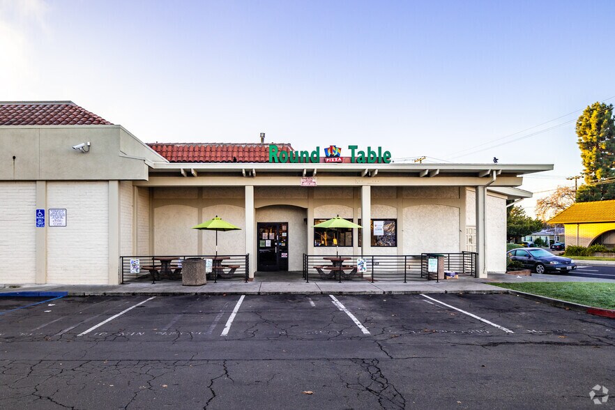 More Photos Of 2555-2615 The Alameda, Santa Clara Storefront For Sale