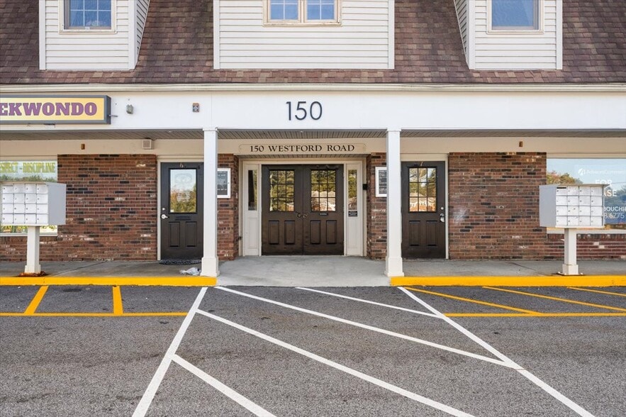 More Photos Of 150 Westford Rd, Tyngsborough Storefront Retail Office For Lease