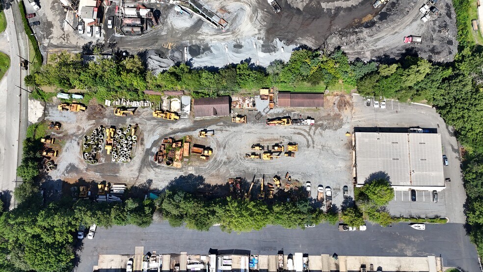 Primary Photo Of 1499 Old Highway 41, Marietta Warehouse For Lease
