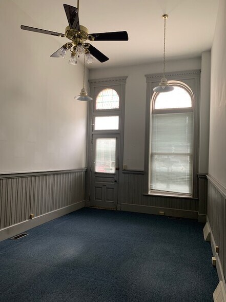 More Photos Of 24 Jonathan St, Hagerstown Office For Lease