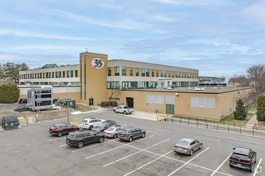 Primary Photo Of 35 Nutmeg Dr, Trumbull Light Manufacturing For Lease