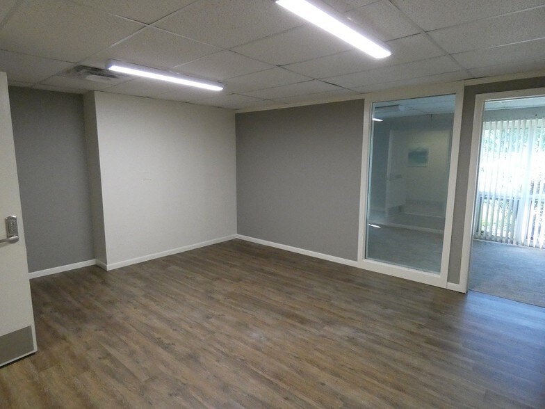 More Photos Of 3070 Riverside Dr, Columbus Medical For Lease