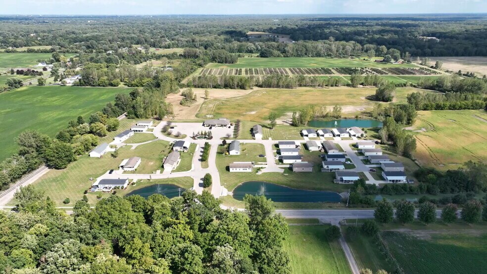 More Photos Of 1723 Cranberry Lake Cir, Saginaw Manufactured Housing Mobile Home Park For Sale