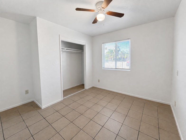More Photos Of 1316 E California Ave, Bakersfield Apartments For Sale